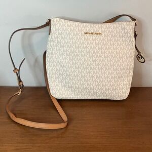 Michael Kors Jet Set Crossbody Bag  MK Signature PVC Leather Messenger Purse